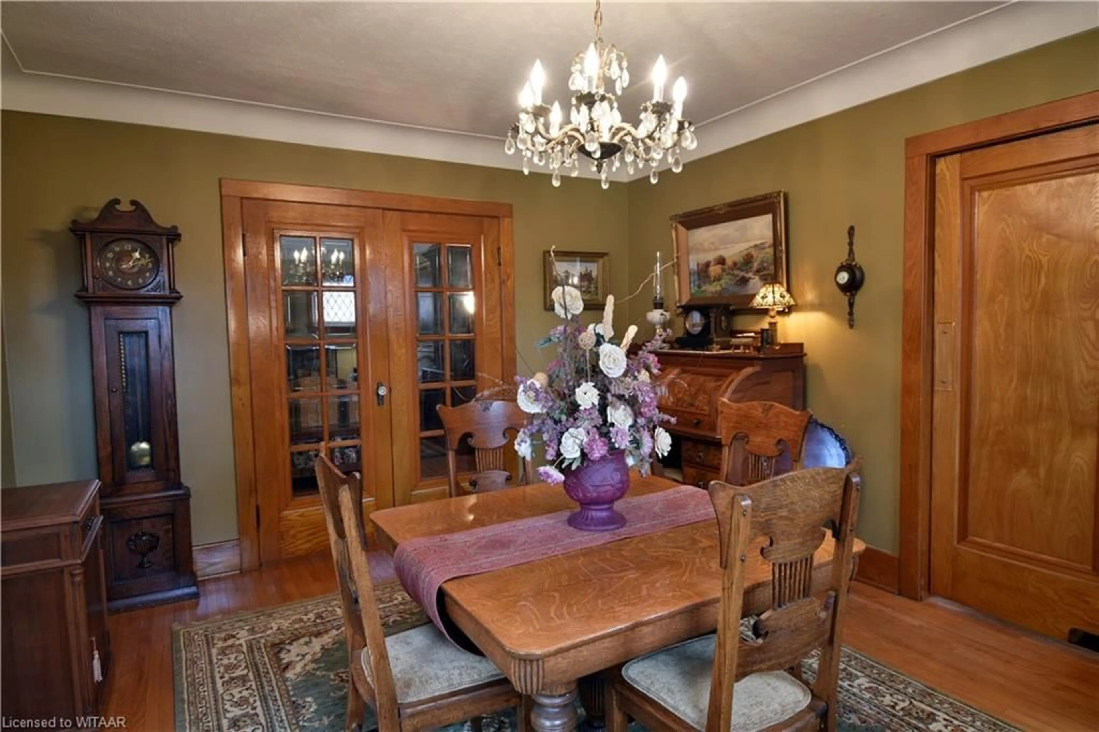 Dining room, wood floors, cottage for 410 Broadway St, Tillsonburg Ontario N4G 3S7