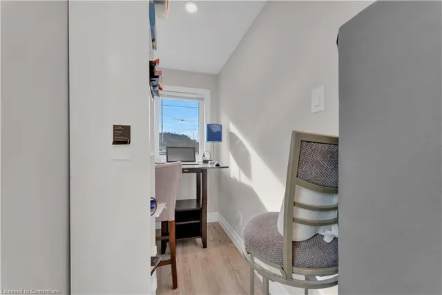 Additional property image - 479 Cochrane Rd Unit 477