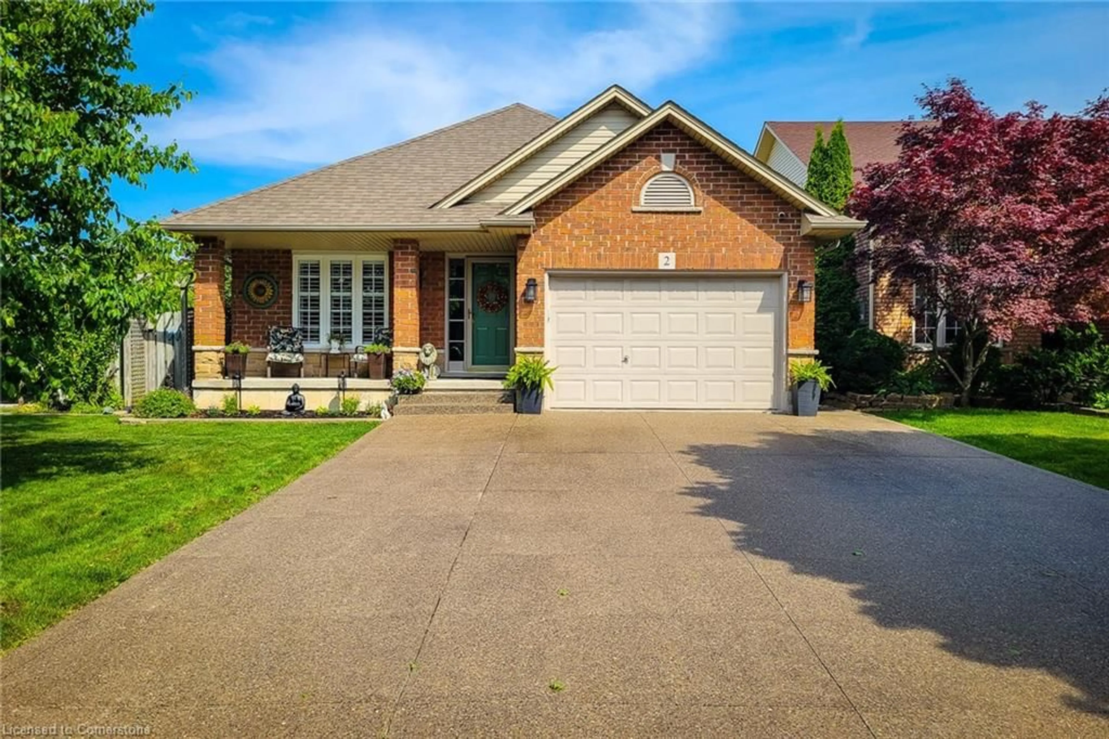 Frontside or backside of a home, cottage for 2 Hampshire Pl, Stoney Creek Ontario L8J 3W9