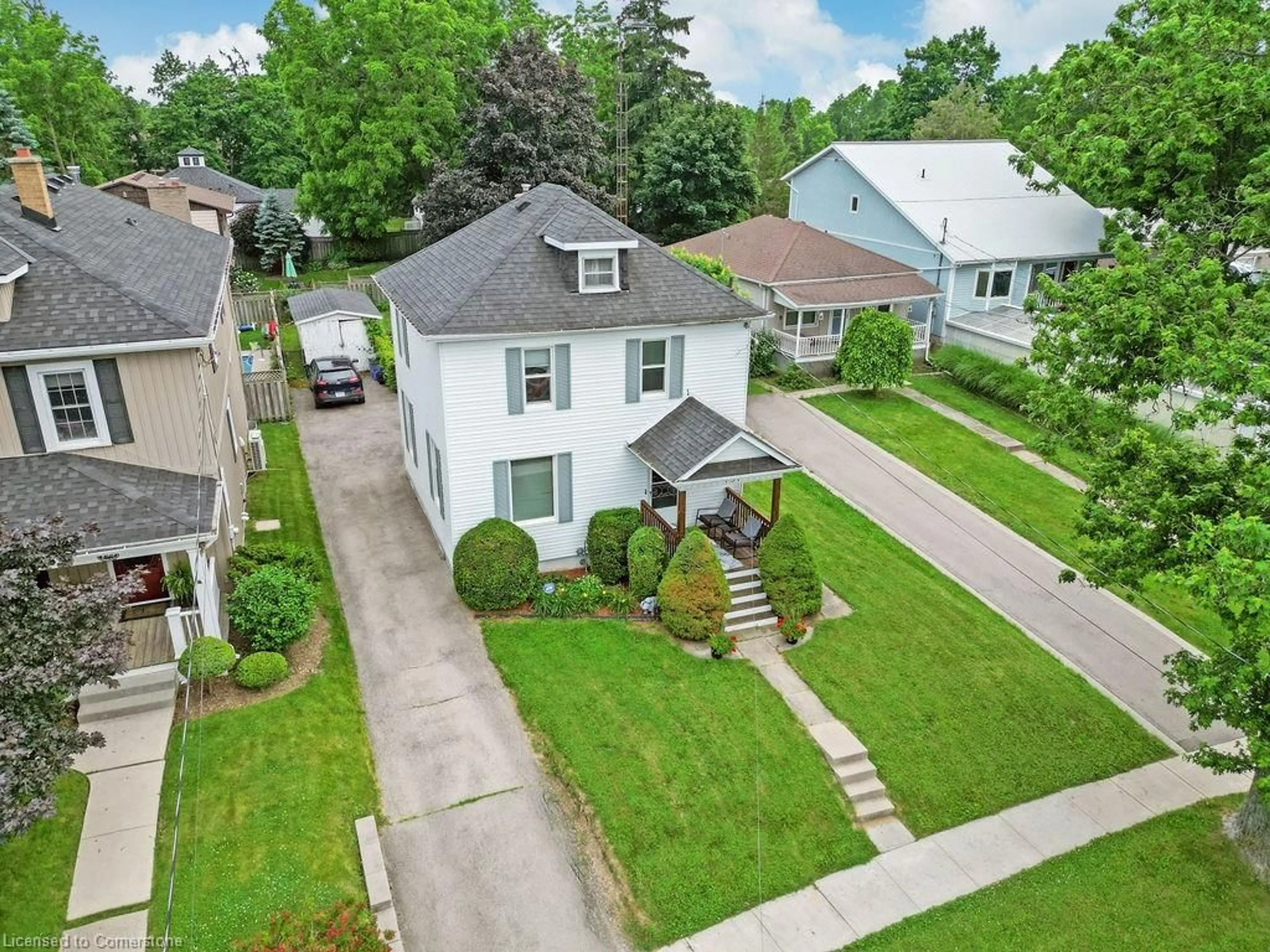 Frontside or backside of a home, the street view for 151 Orkney St, Caledonia Ontario N3W 2N4