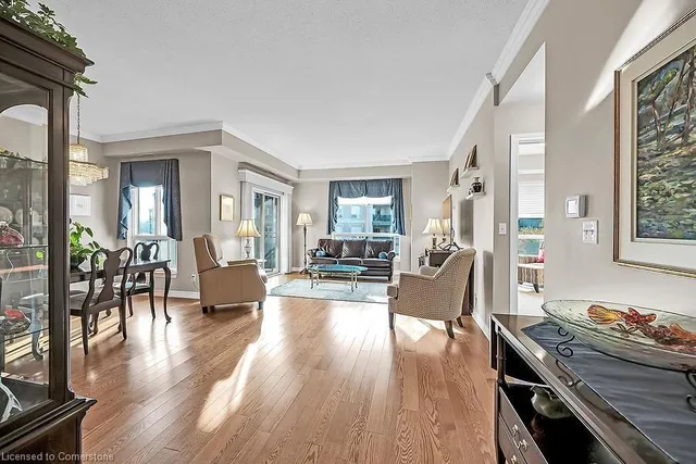 Additional property image - 3000 Creekside Dr Unit 601