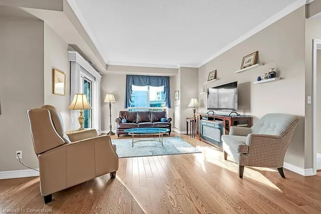 Additional property image - 3000 Creekside Dr Unit 601