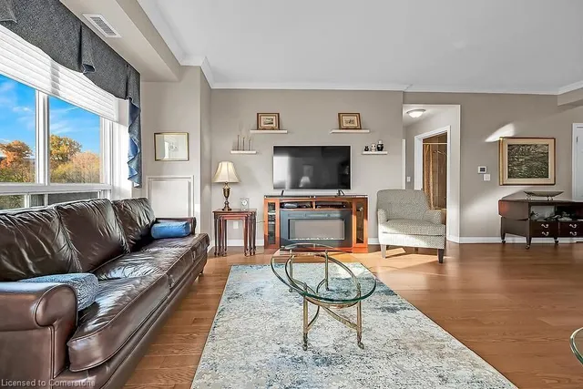 Additional property image - 3000 Creekside Dr Unit 601