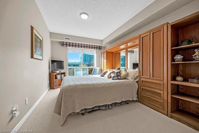 Additional property image - 3000 Creekside Dr Unit 601