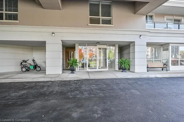 Additional property image - 3000 Creekside Dr Unit 601