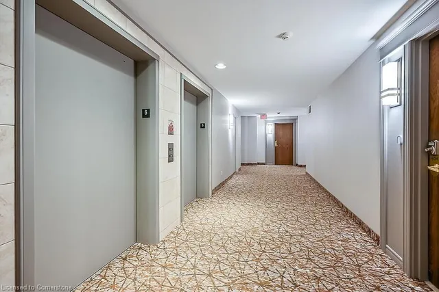 Additional property image - 3000 Creekside Dr Unit 601