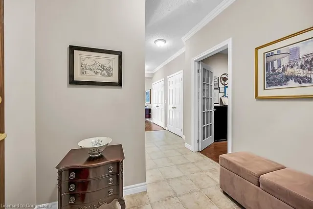 Additional property image - 3000 Creekside Dr Unit 601