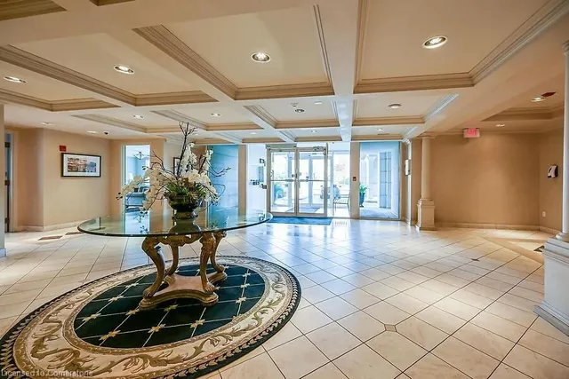 Additional property image - 3000 Creekside Dr Unit 601
