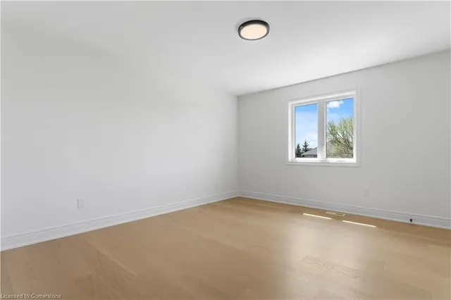 Additional property image - 34 Hampshire Pl