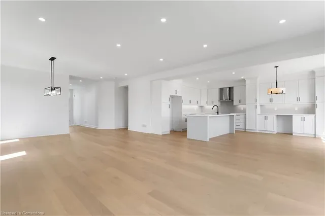 Additional property image - 34 Hampshire Pl