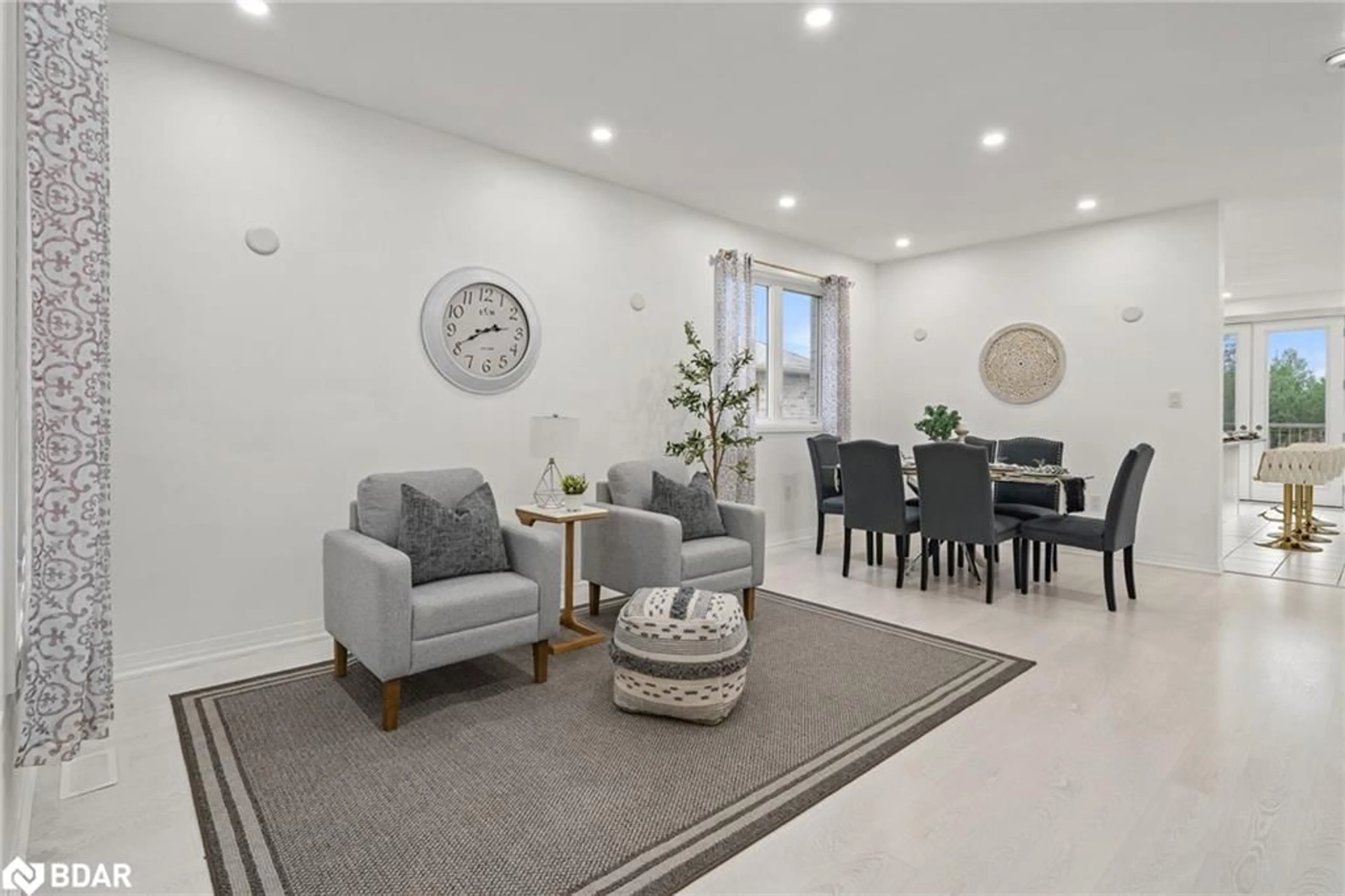 Living room, wood floors for 27 Carew Blvd, Lindsay Ontario K9V 0P7