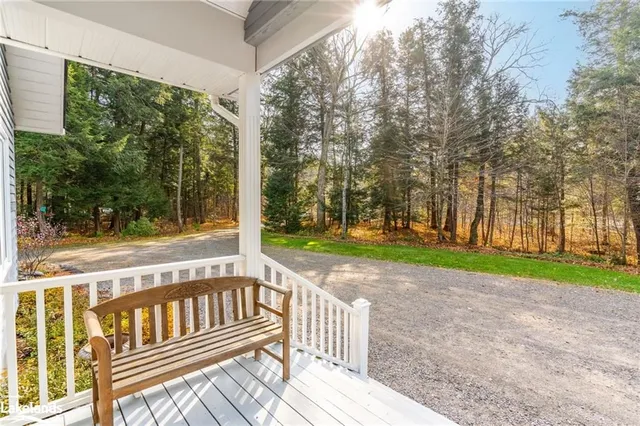 3526 West Shore Road, Haliburton 2