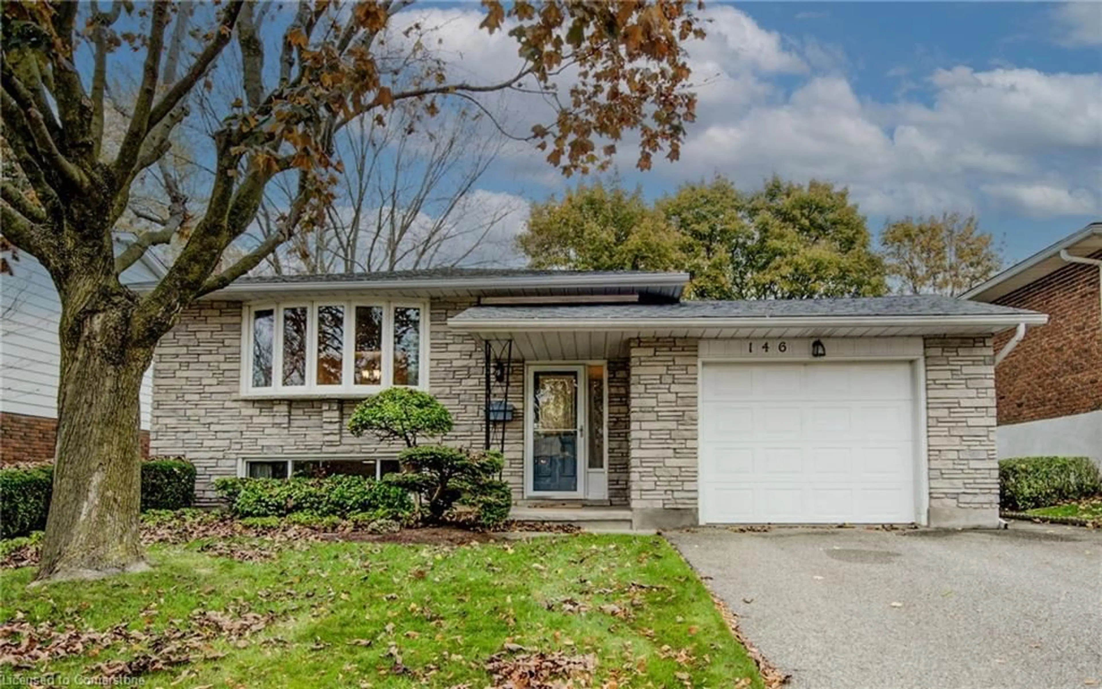 Home with brick exterior material for 146 Forestwood Dr, Kitchener Ontario N2N 1B6