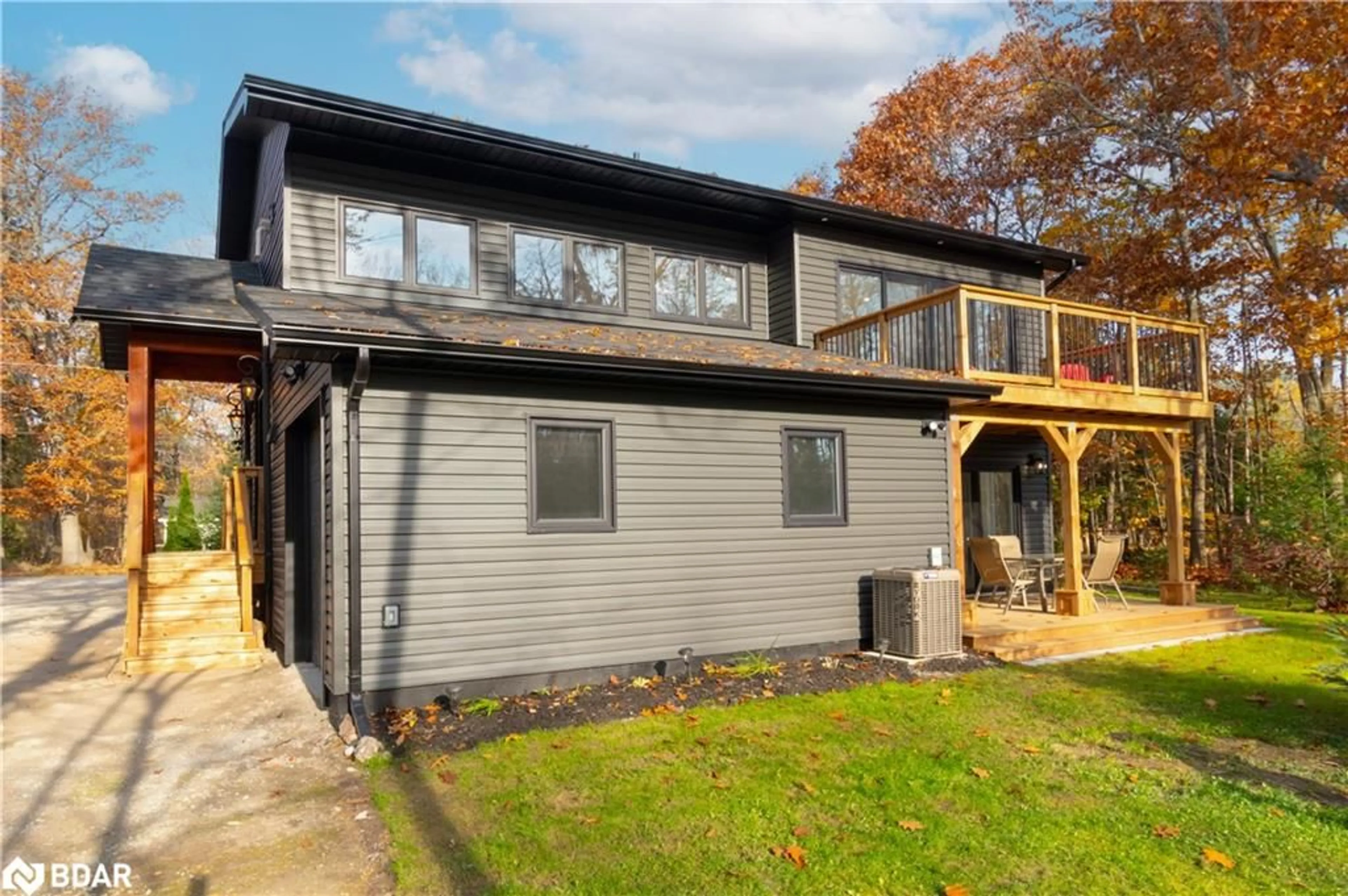 Frontside or backside of a home, cottage for 39 Becketts Sideroad Sideroad, Waubaushene Ontario L0K 2C0