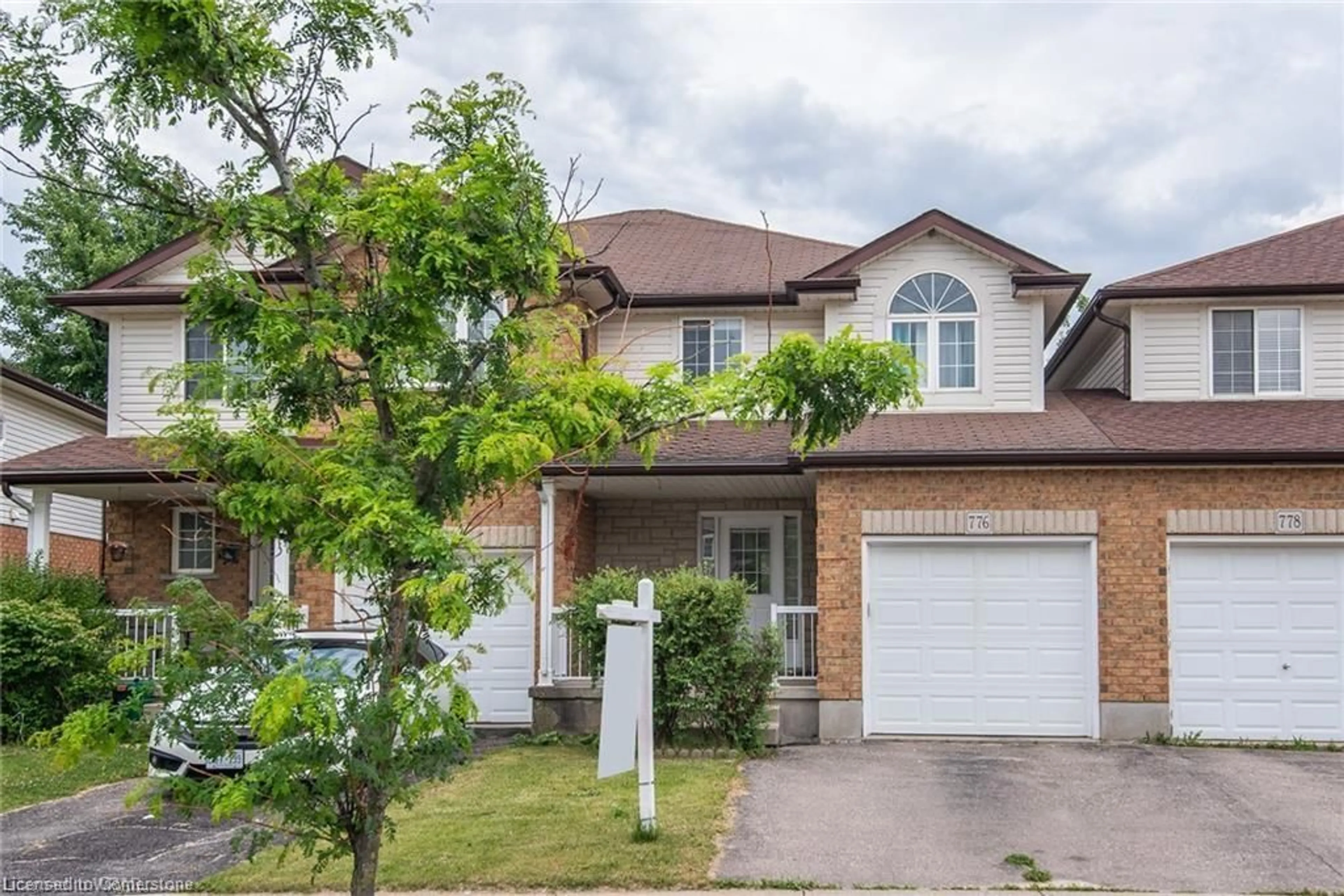 Frontside or backside of a home, cottage for 776 Paris Blvd, Waterloo Ontario N2T 2Y1