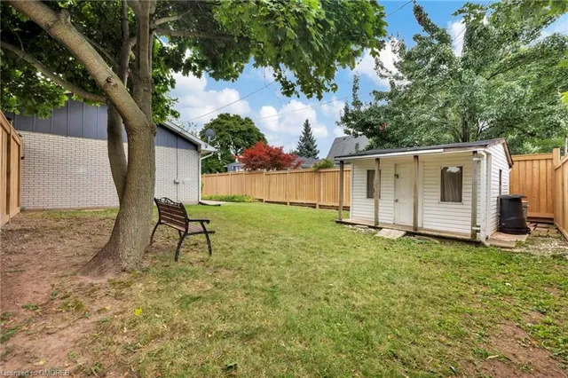 Additional property image - 330 Duncombe Dr