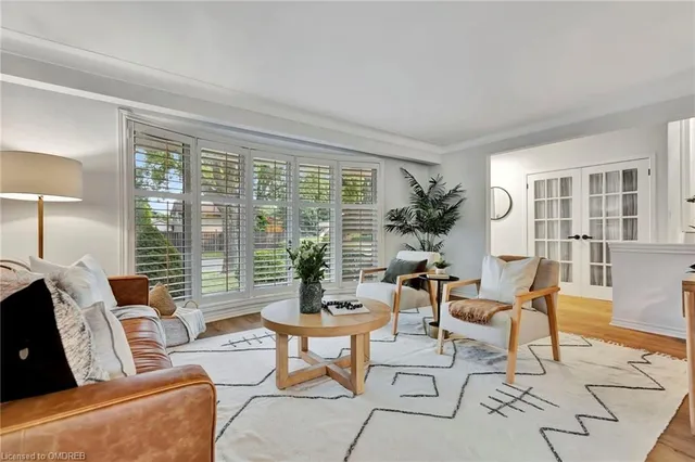 Additional property image - 330 Duncombe Dr