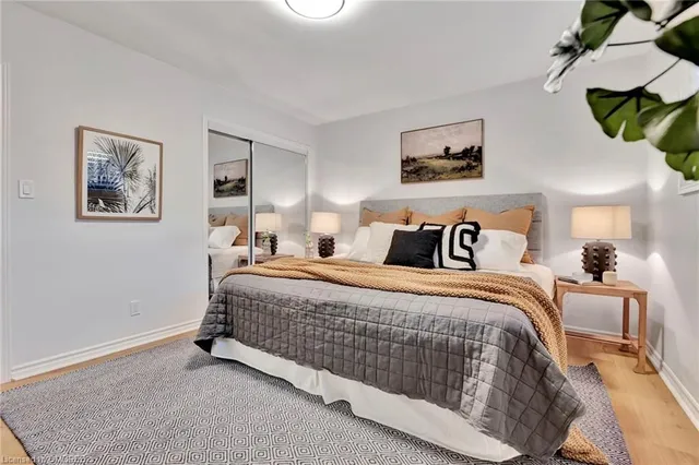 Additional property image - 330 Duncombe Dr
