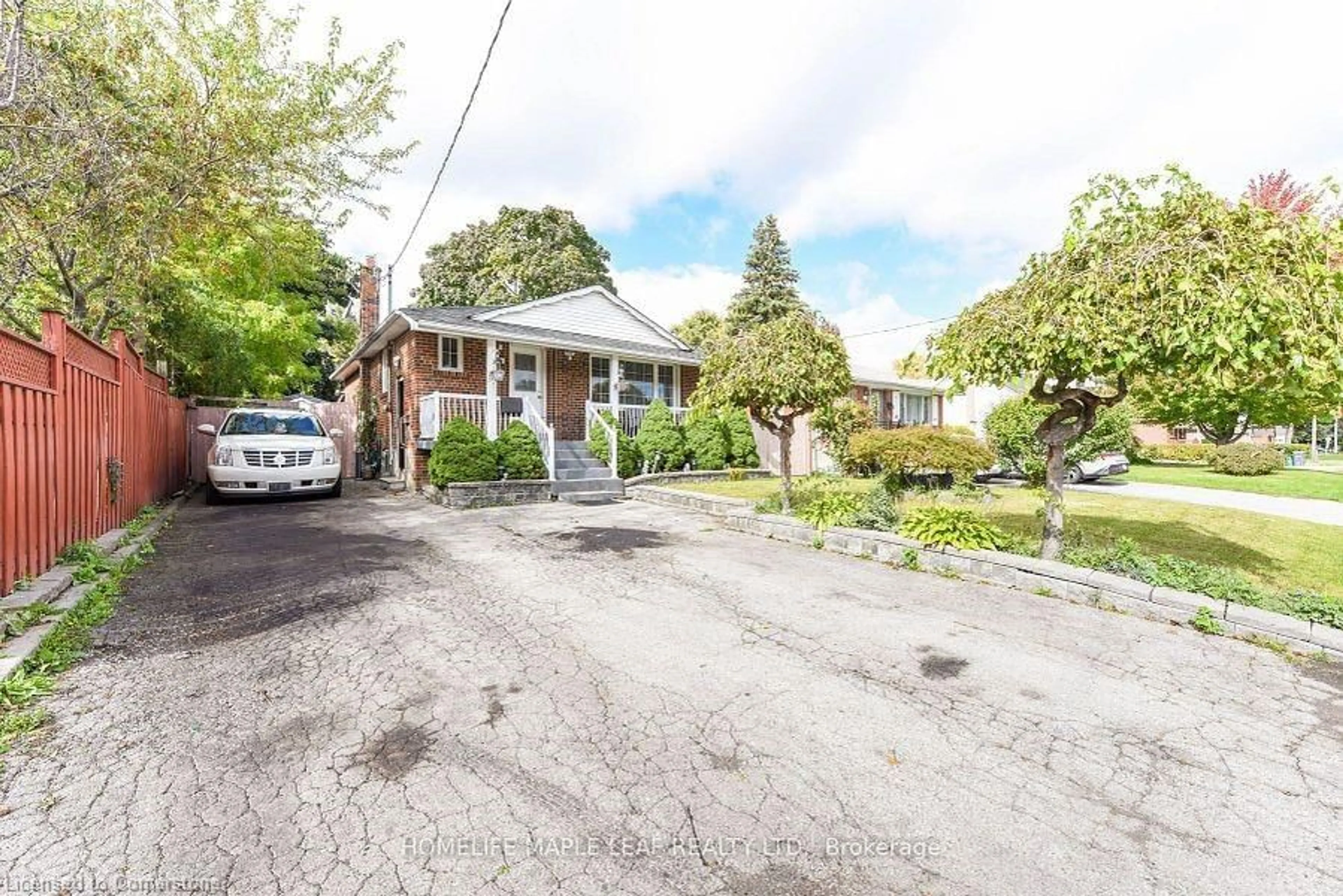 Frontside or backside of a home, the street view for 17 North Alarton St, Mississauga Ontario L4T 1J7