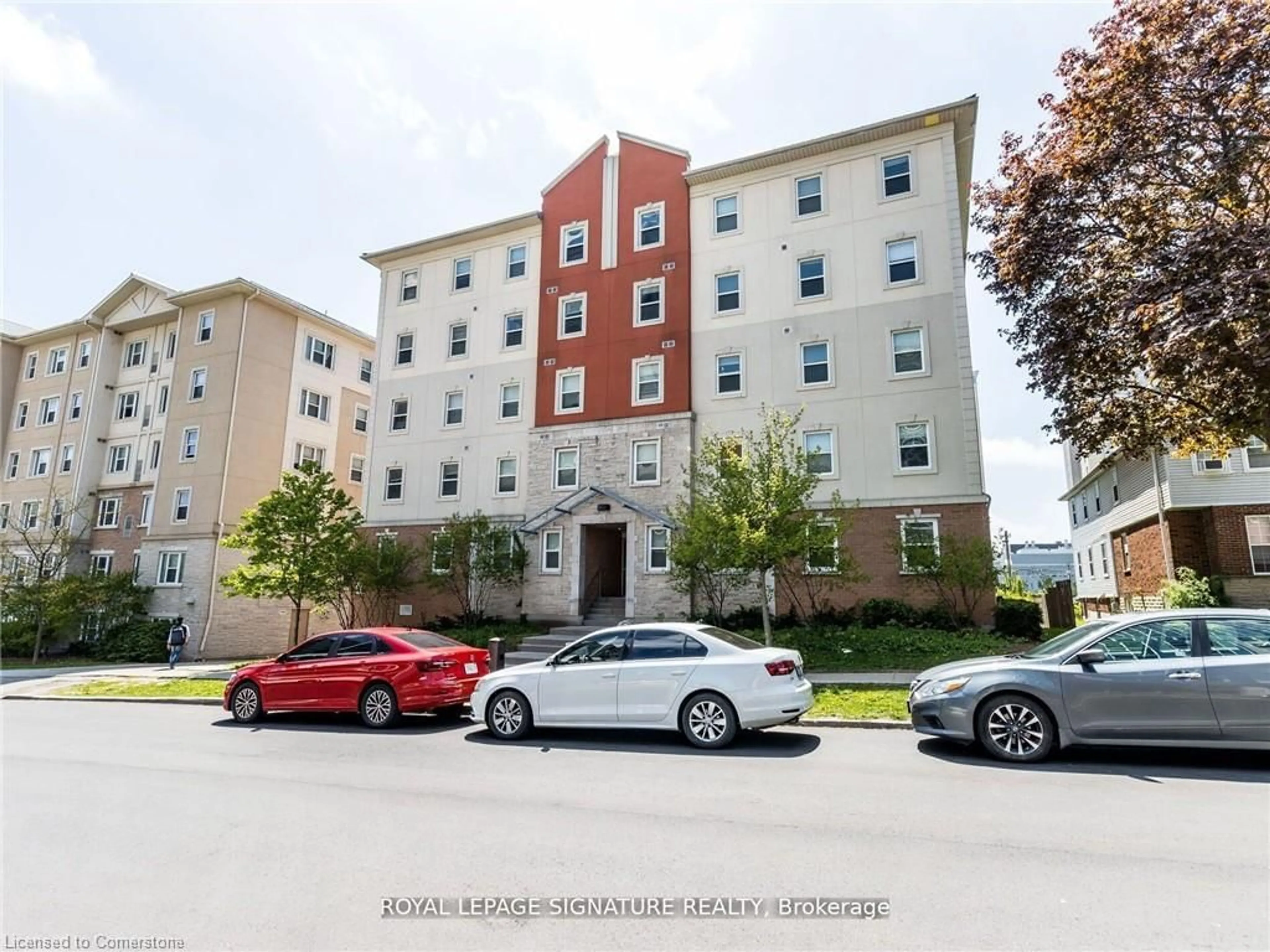 A pic from exterior of the house or condo, the front or back of building for 253 Lester St #101, Waterloo Ontario N2L 3W6