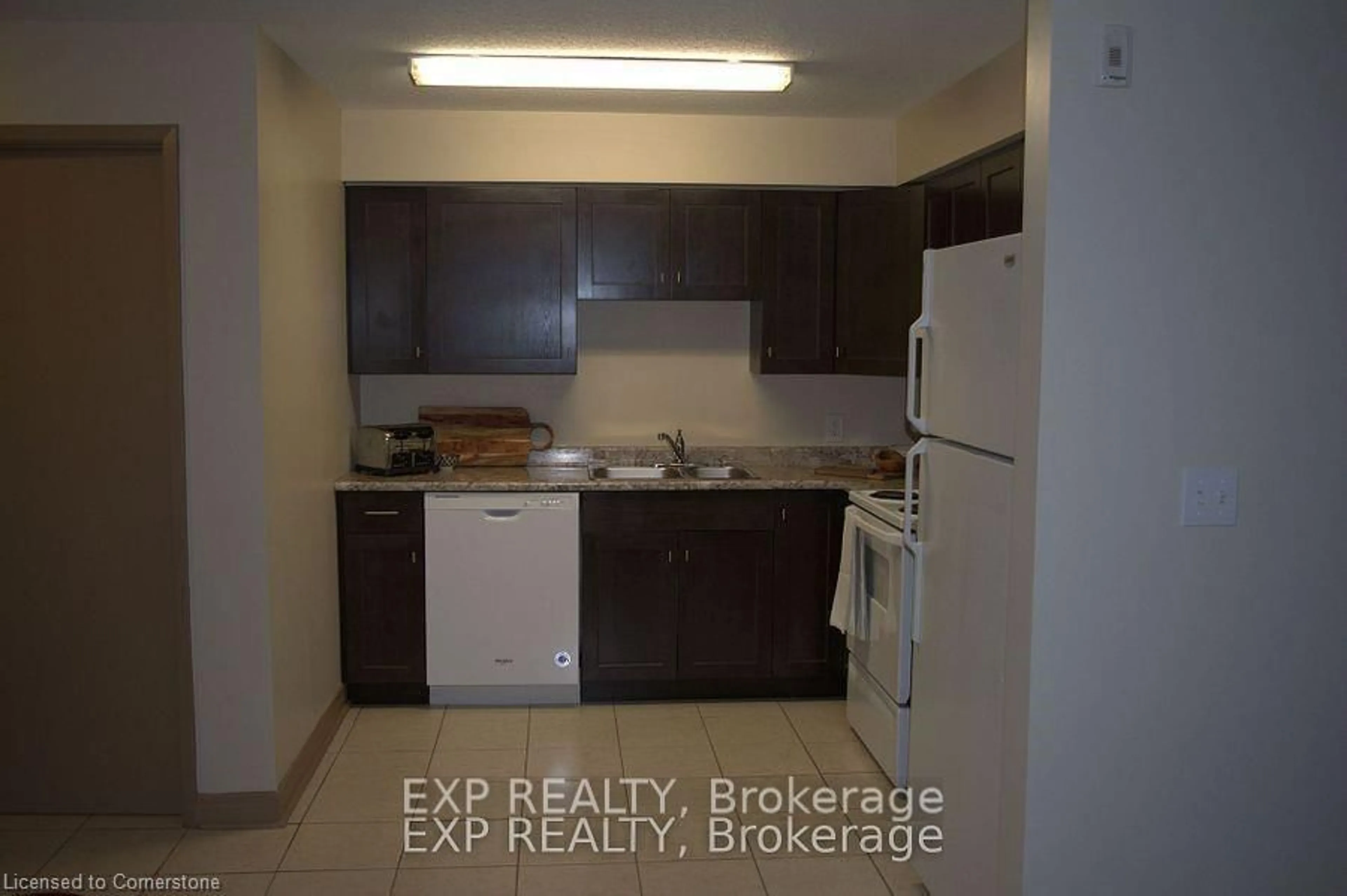 Standard kitchen, unknown floor for 271 Lester St #102, Waterloo Ontario N2L 3W6