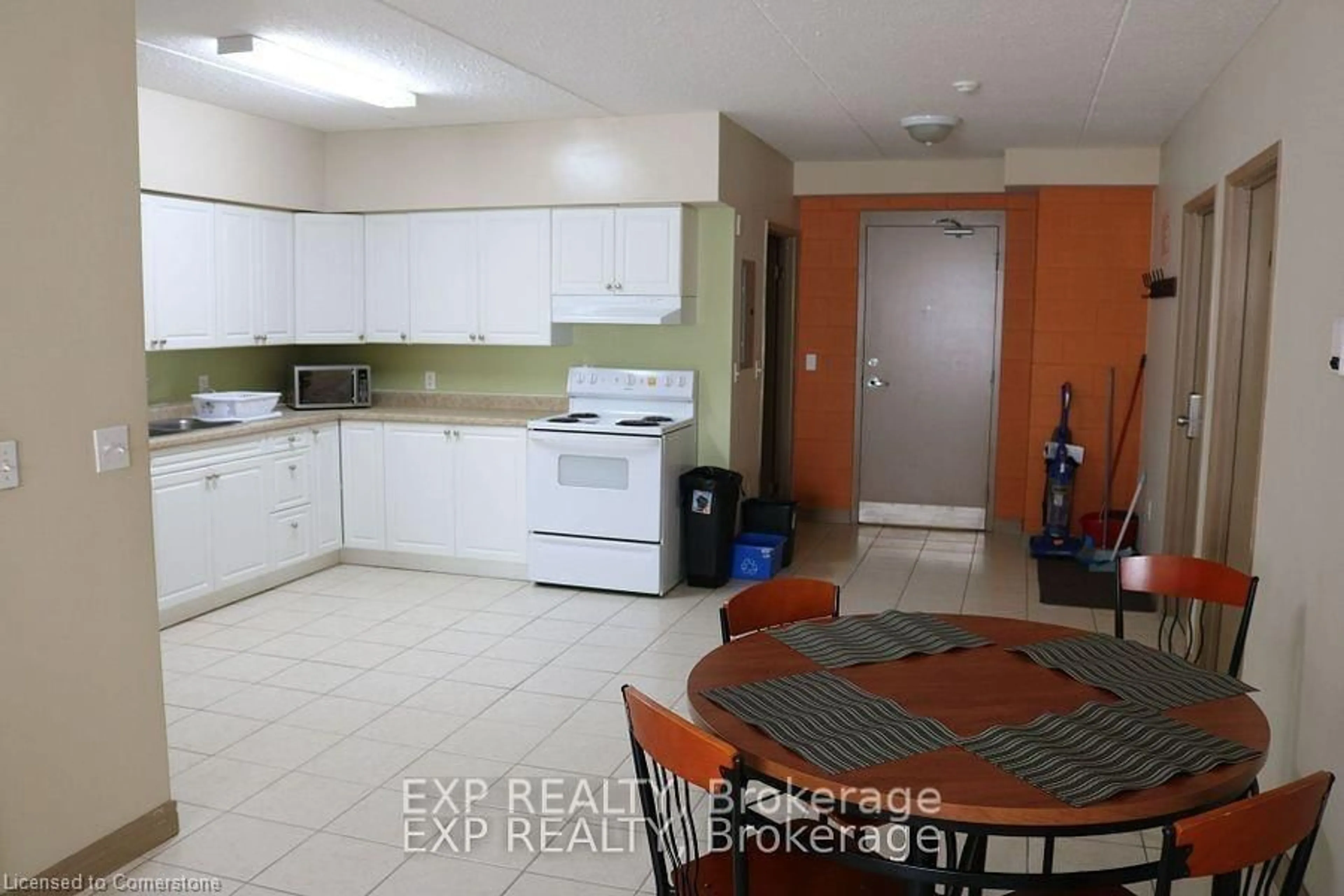 Standard kitchen, unknown floor for 271 Lester St #203, Waterloo Ontario N2L 3W6