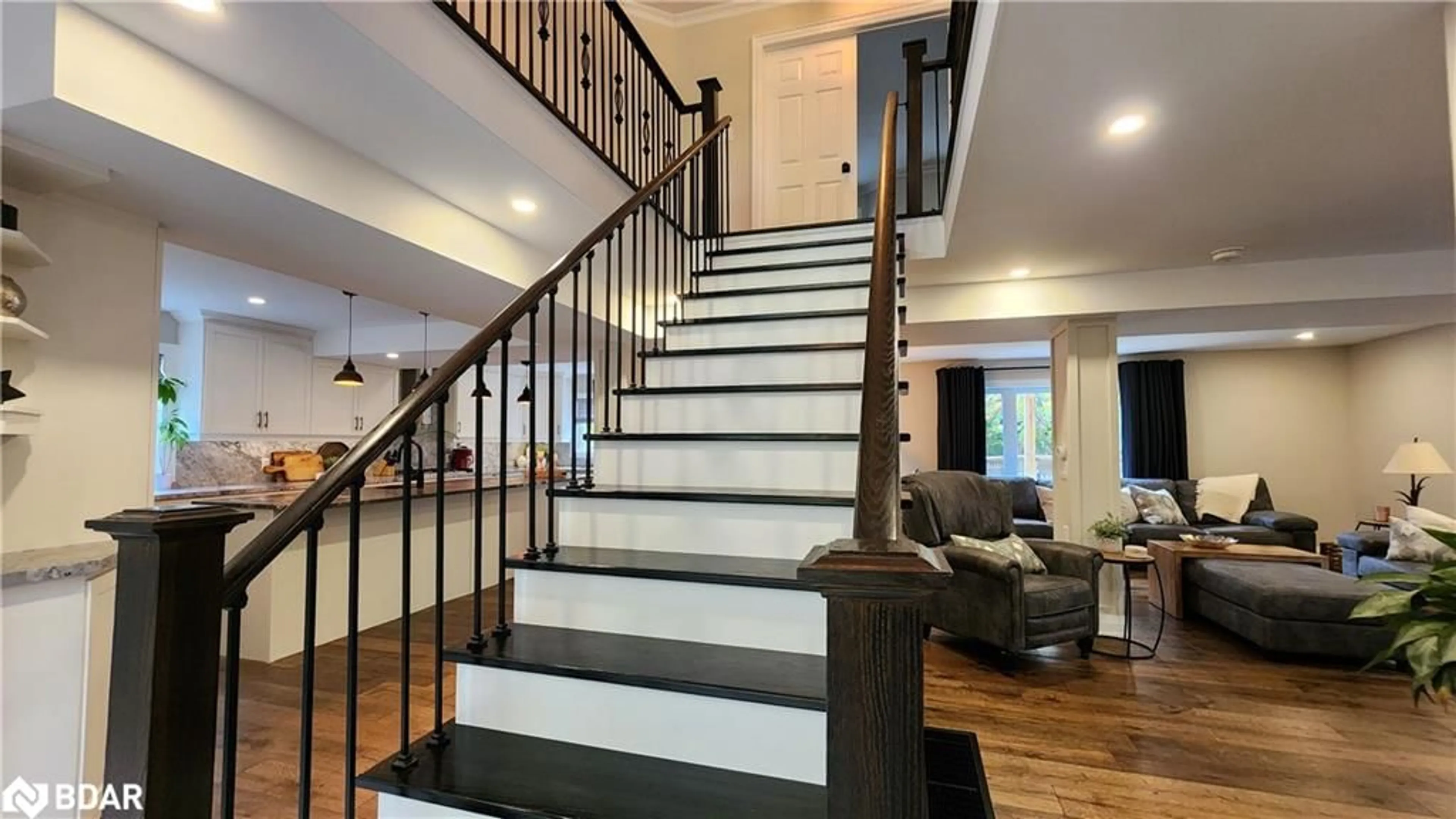 Stairs for 57 Chartwell Cres, Keswick Ontario L4P 3N8