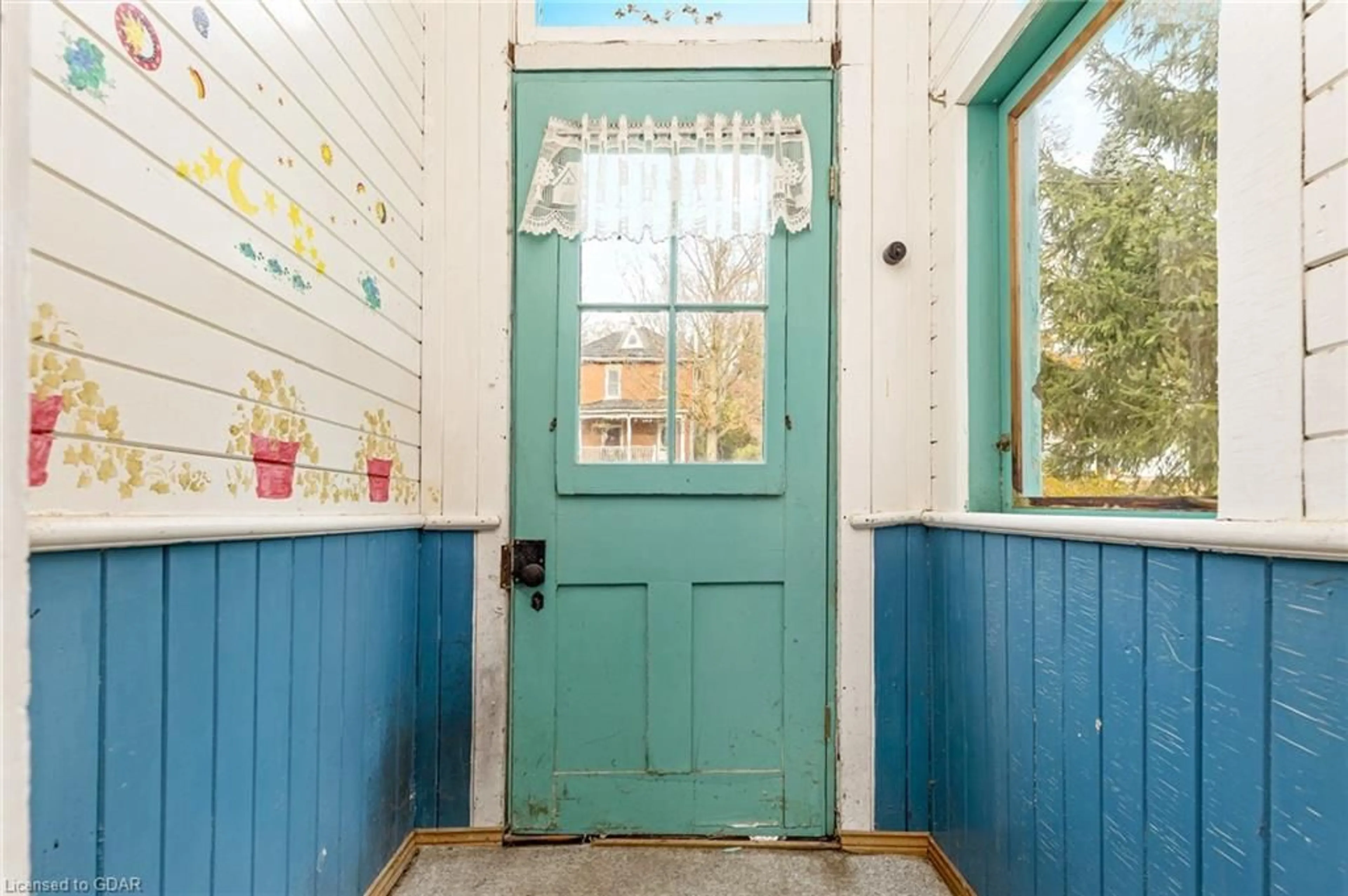 Indoor entryway, wood floors for 7 Church St, Hillsburgh Ontario N0B 1Z0