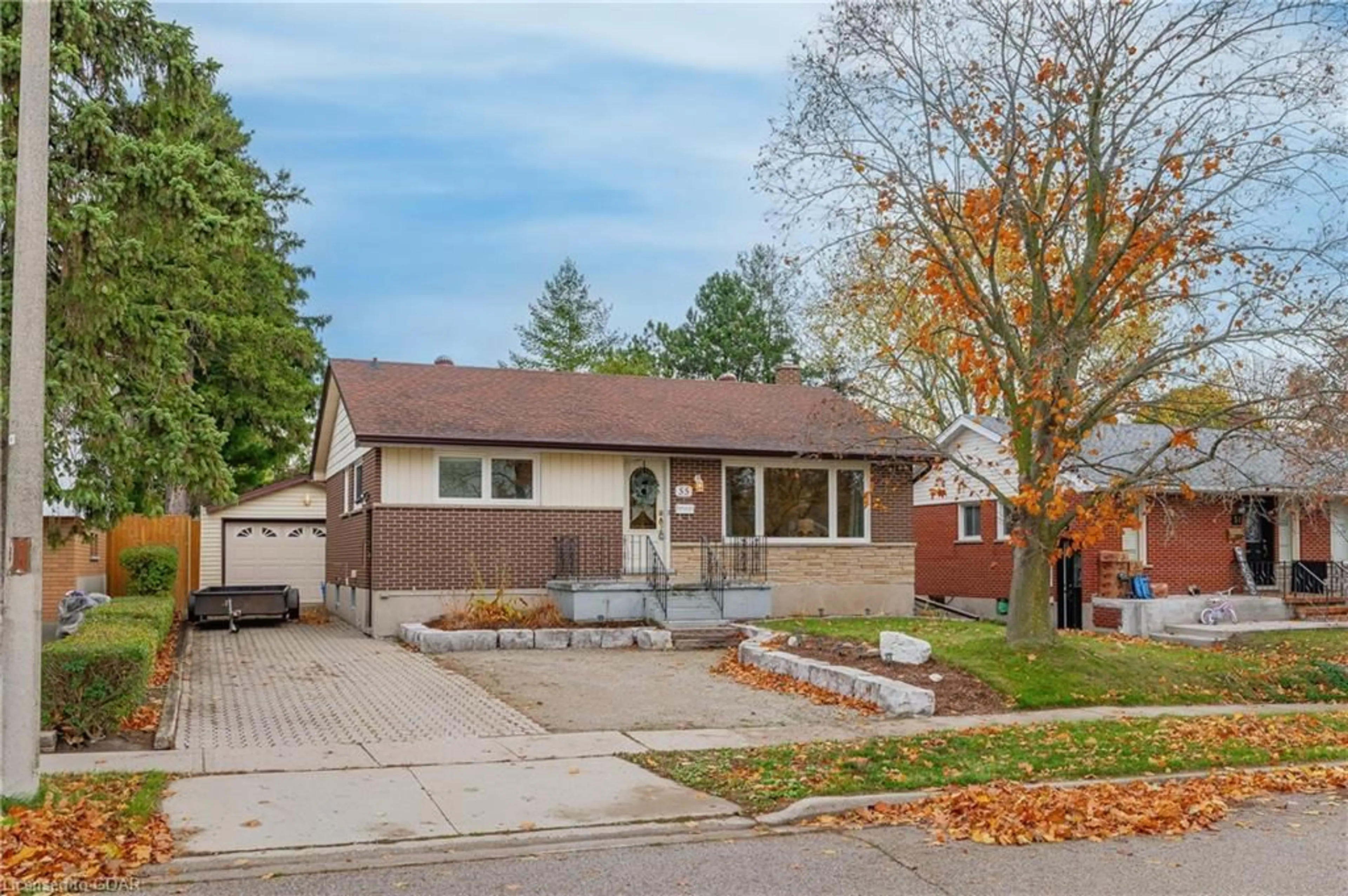 Home with brick exterior material for 55 Rouse Ave, Cambridge Ontario N1R 4M6