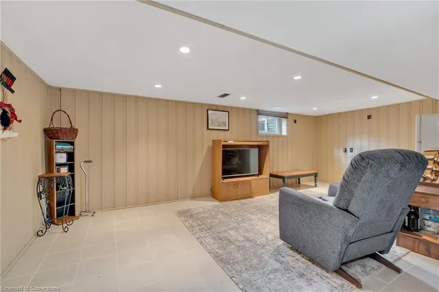 Additional property image - 67 Galbraith Dr