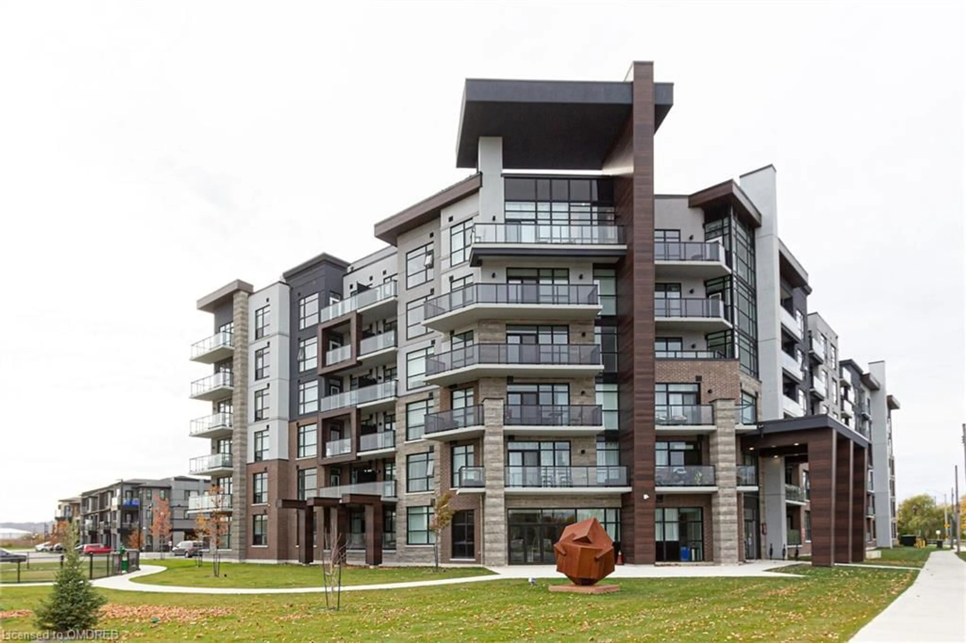 A pic from exterior of the house or condo, the front or back of building for 600 North Service Rd #610, Stoney Creek Ontario L8E 0L2