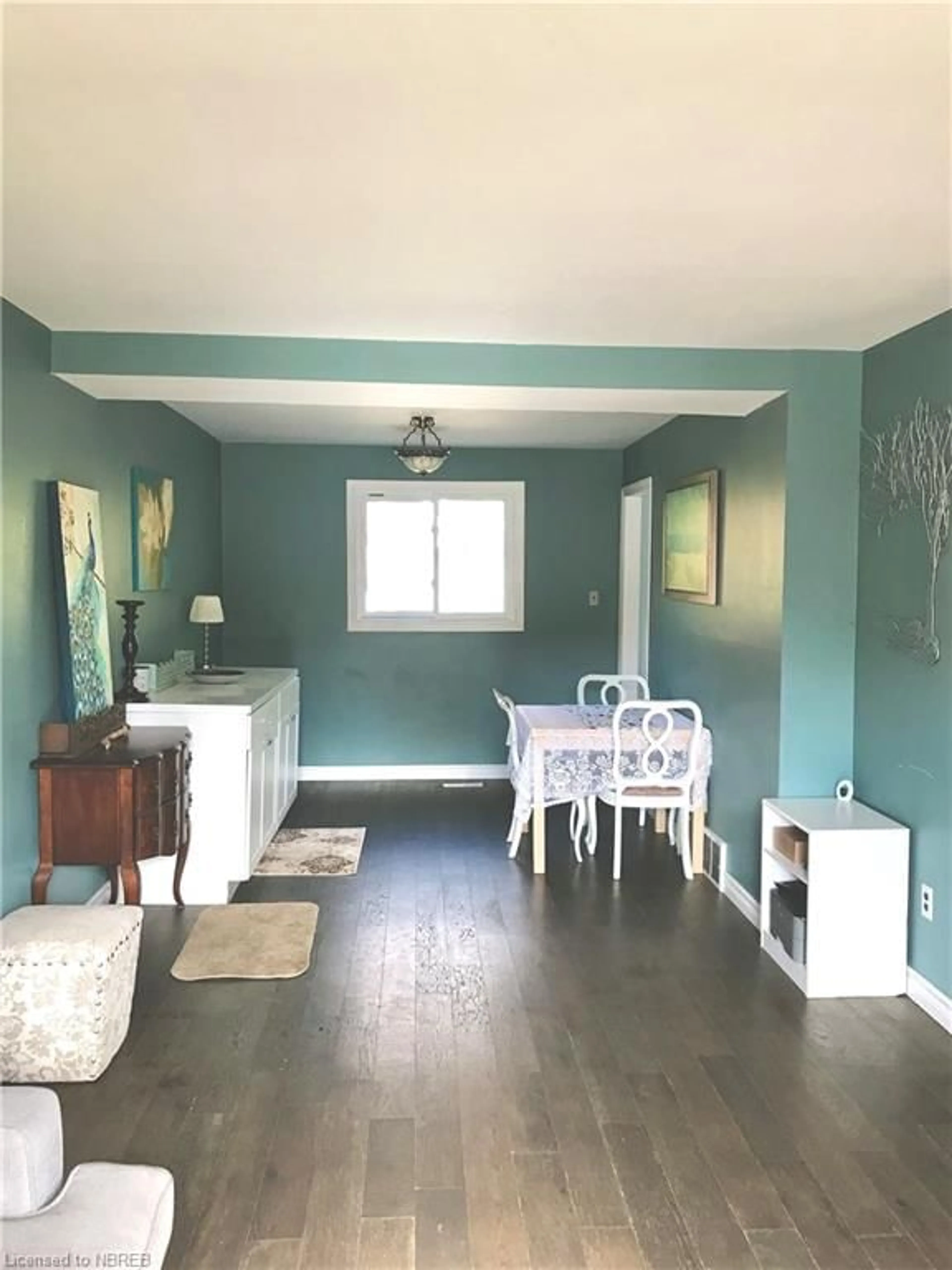 A pic of a room, wood floors for 684 Dane Ave, North Bay Ontario P1B 7G7