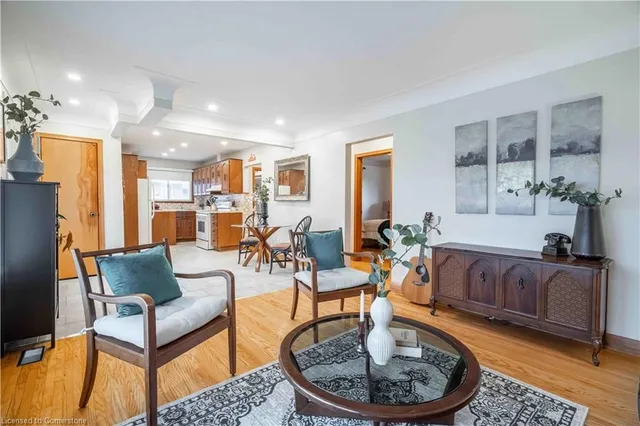 Additional property image - 10 Salmond Crt