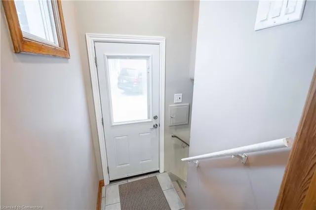 Additional property image - 10 Salmond Crt