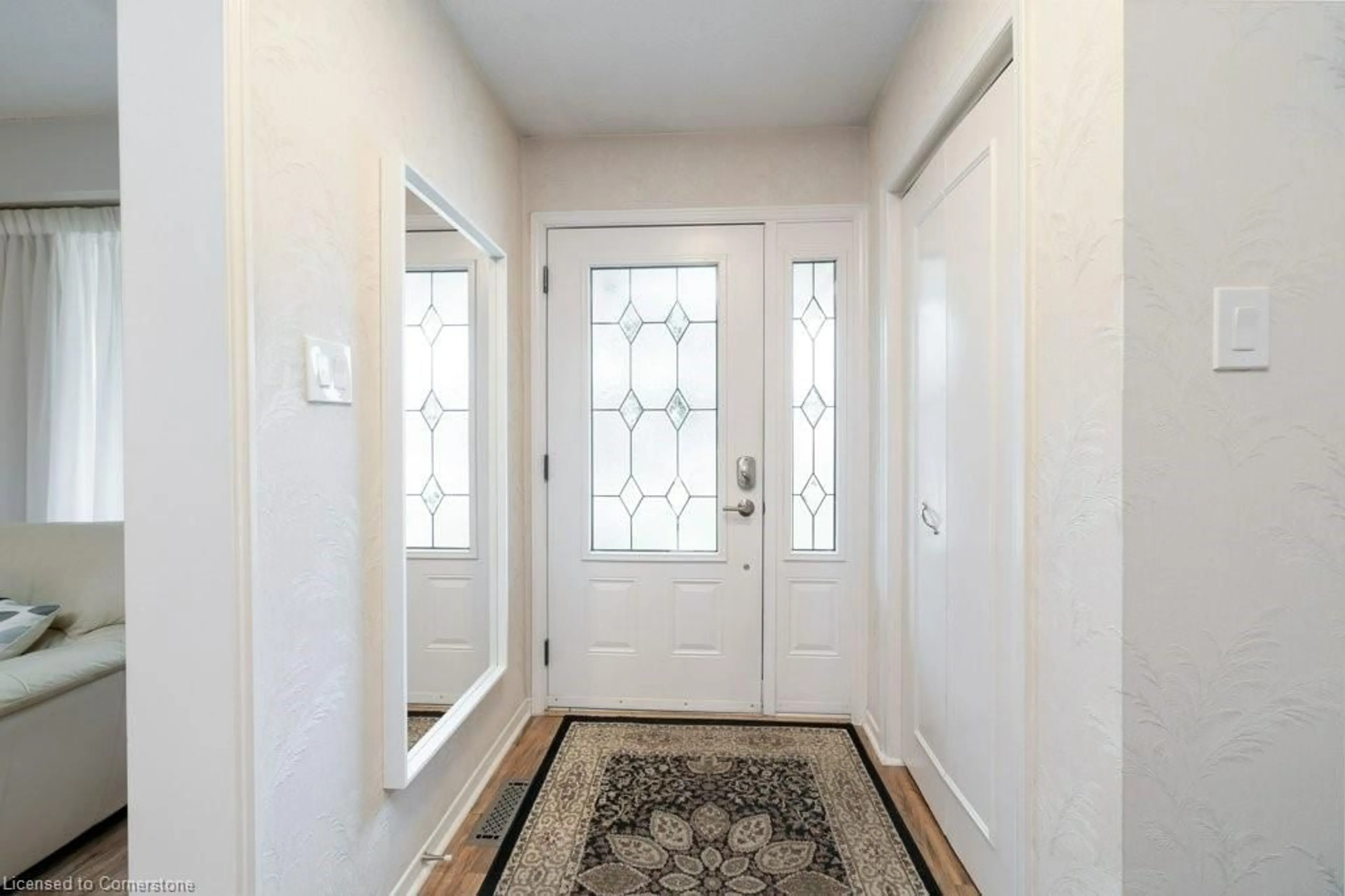 Indoor entryway, wood floors for 2470 Cobbinshaw Cir, Mississauga Ontario L5N 2G3