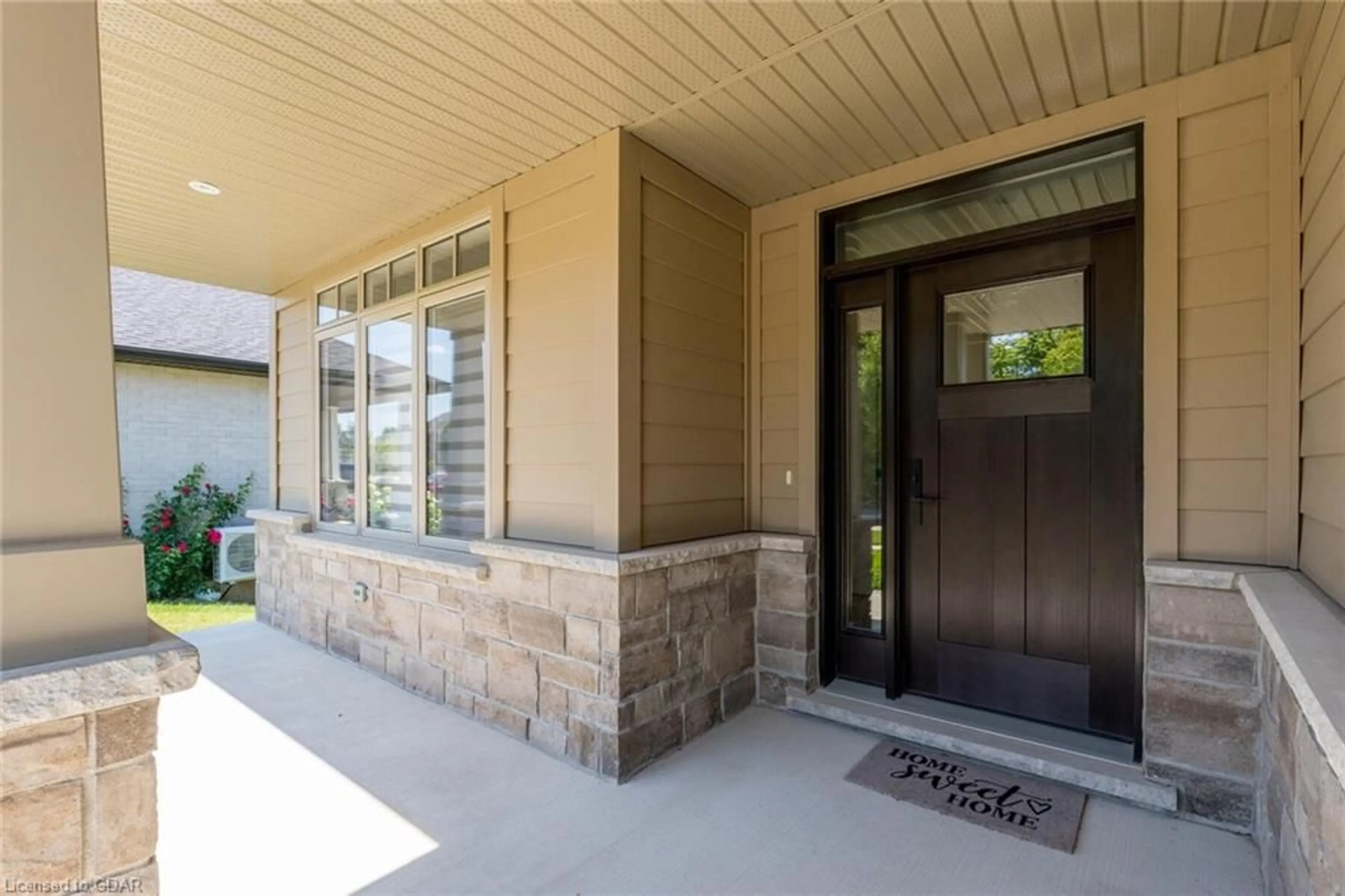 Indoor entryway, cement floor for 38 Faith Dr, Drayton Ontario N0G 1P0