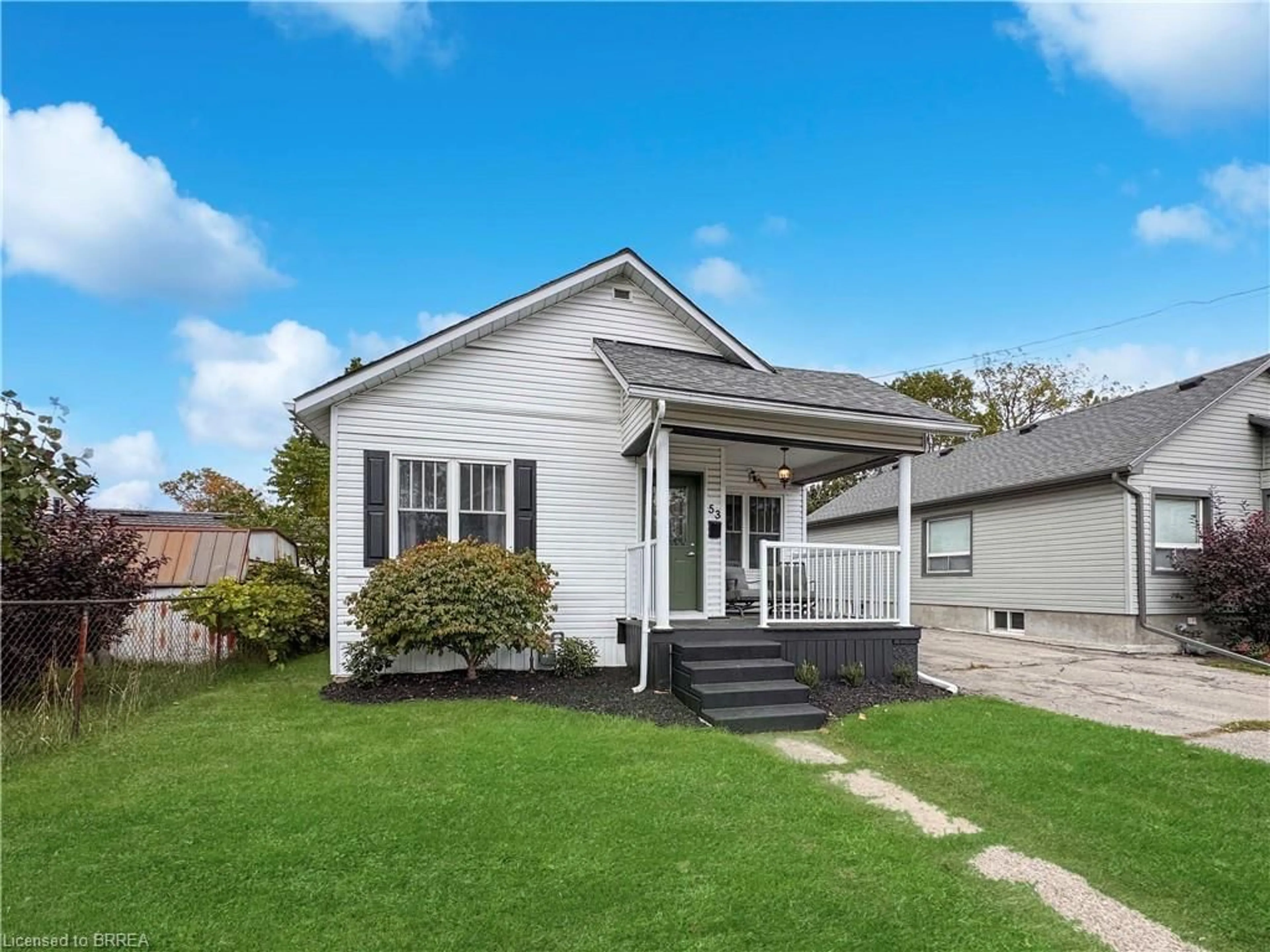 Frontside or backside of a home, cottage for 53 Richardson St, Brantford Ontario N3T 1H7