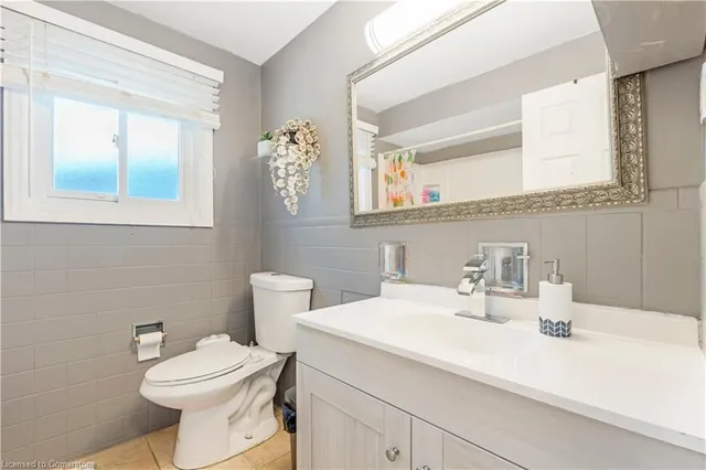 Additional property image - 6 Rideau Cres