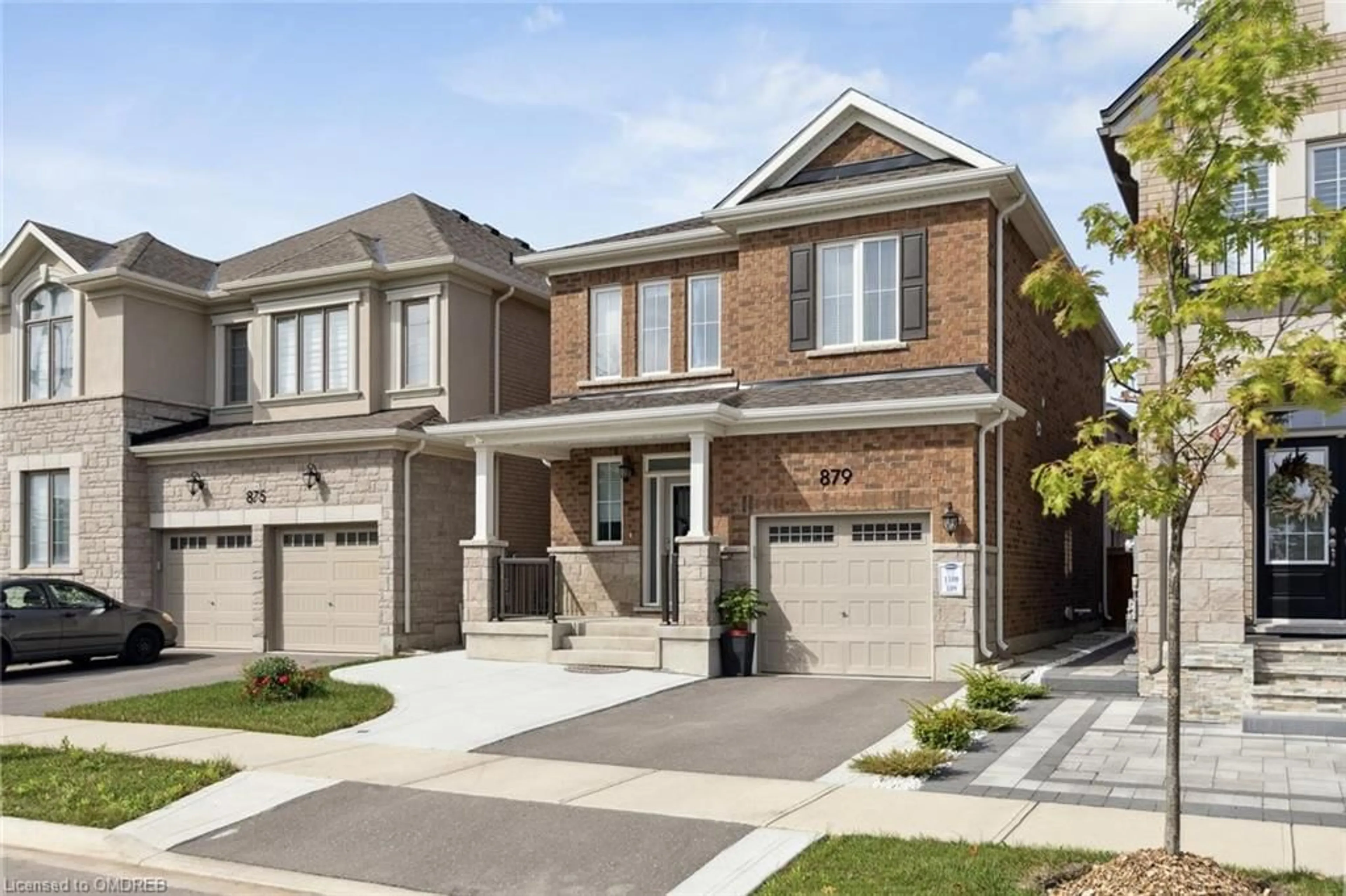 Home with brick exterior material for 879 Hickory Cres, Milton Ontario L9E 1P4