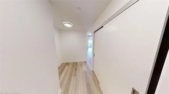 Additional property image - 15 Wellington St Unit 1704