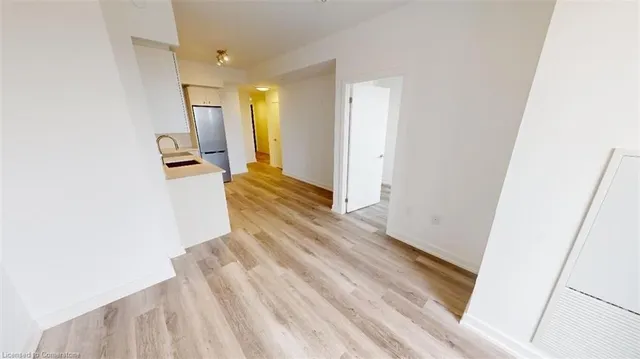Additional property image - 15 Wellington St Unit 1704