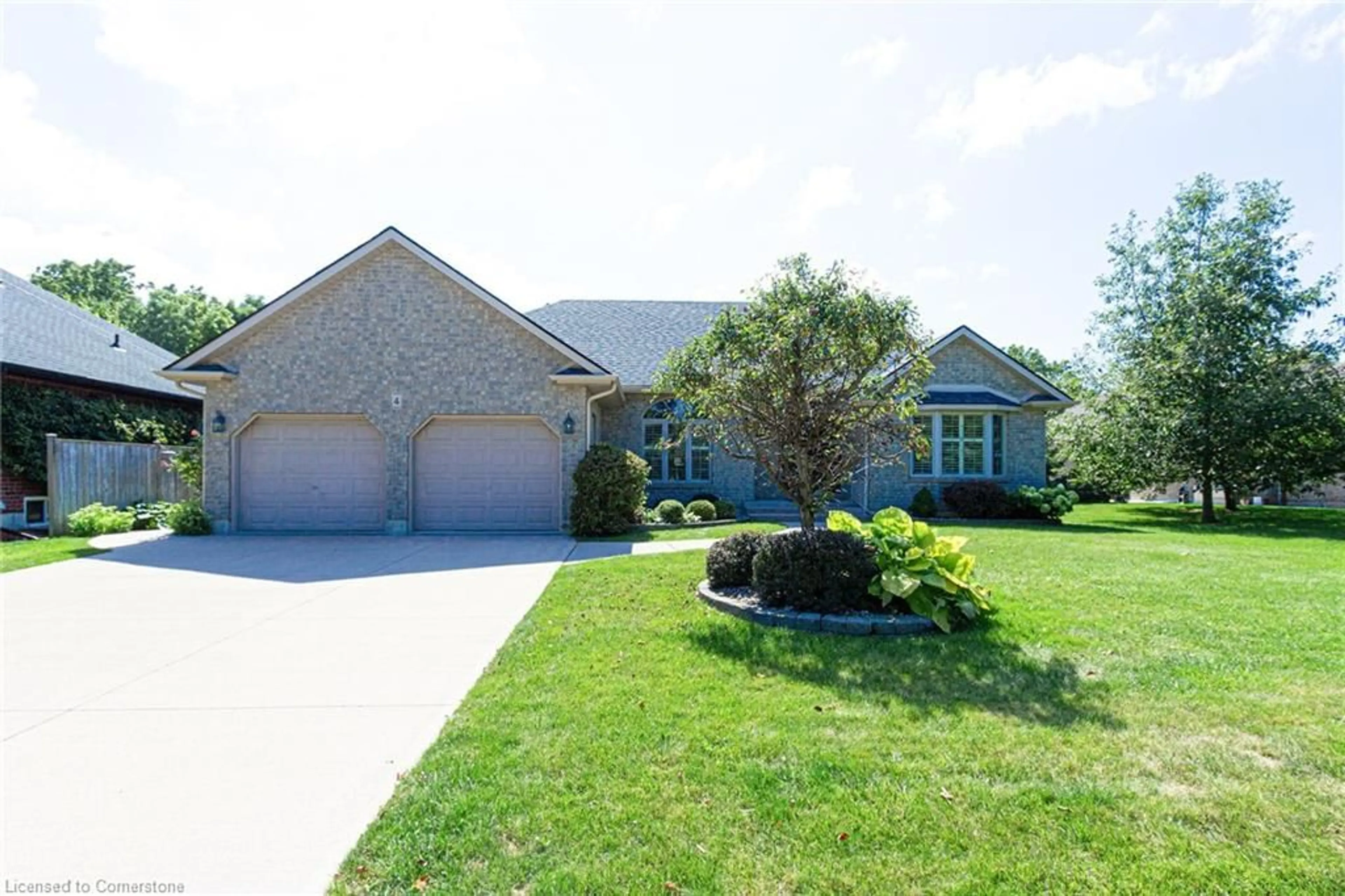 Frontside or backside of a home, the street view for 4 Forest Wood Dr, Port Dover Ontario N0A 1N3