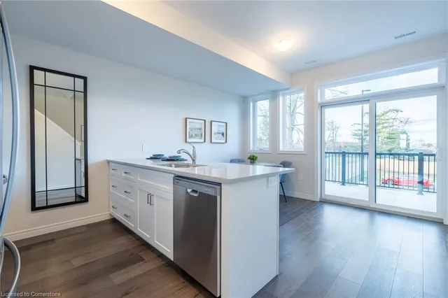 Additional property image - 2620 Binbrook Rd Unit 210