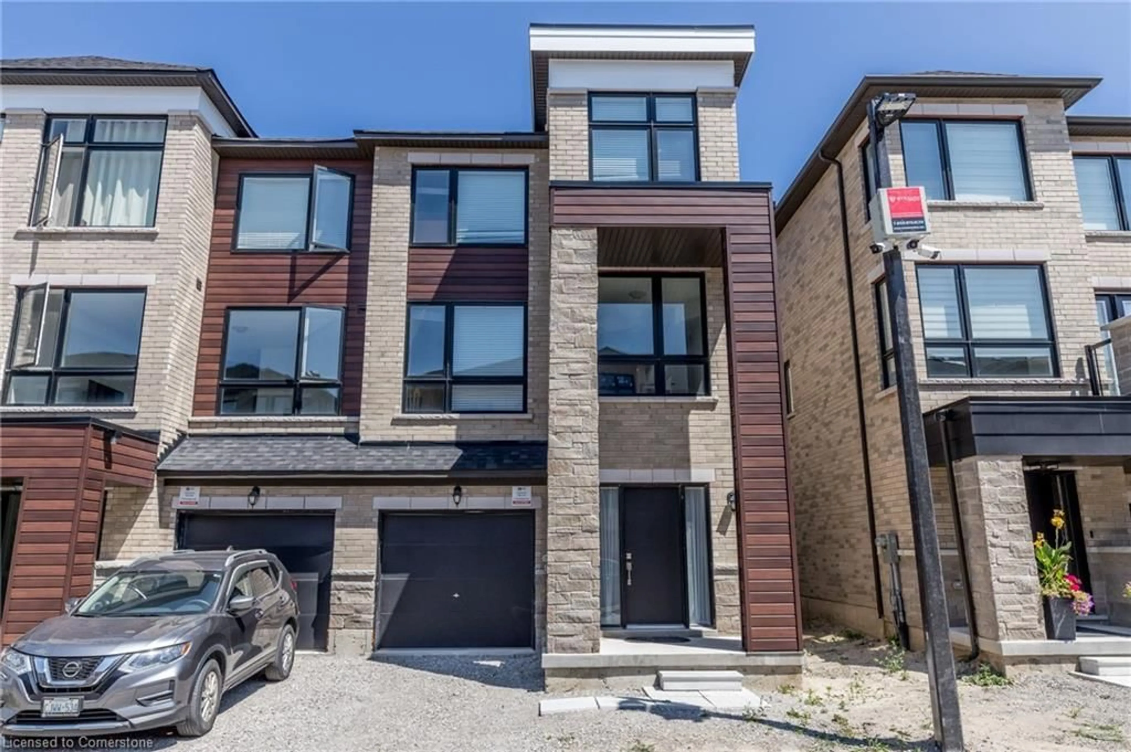 A pic from exterior of the house or condo, the street view for 61 Red Maple Lane, Barrie Ontario L4M 7J6