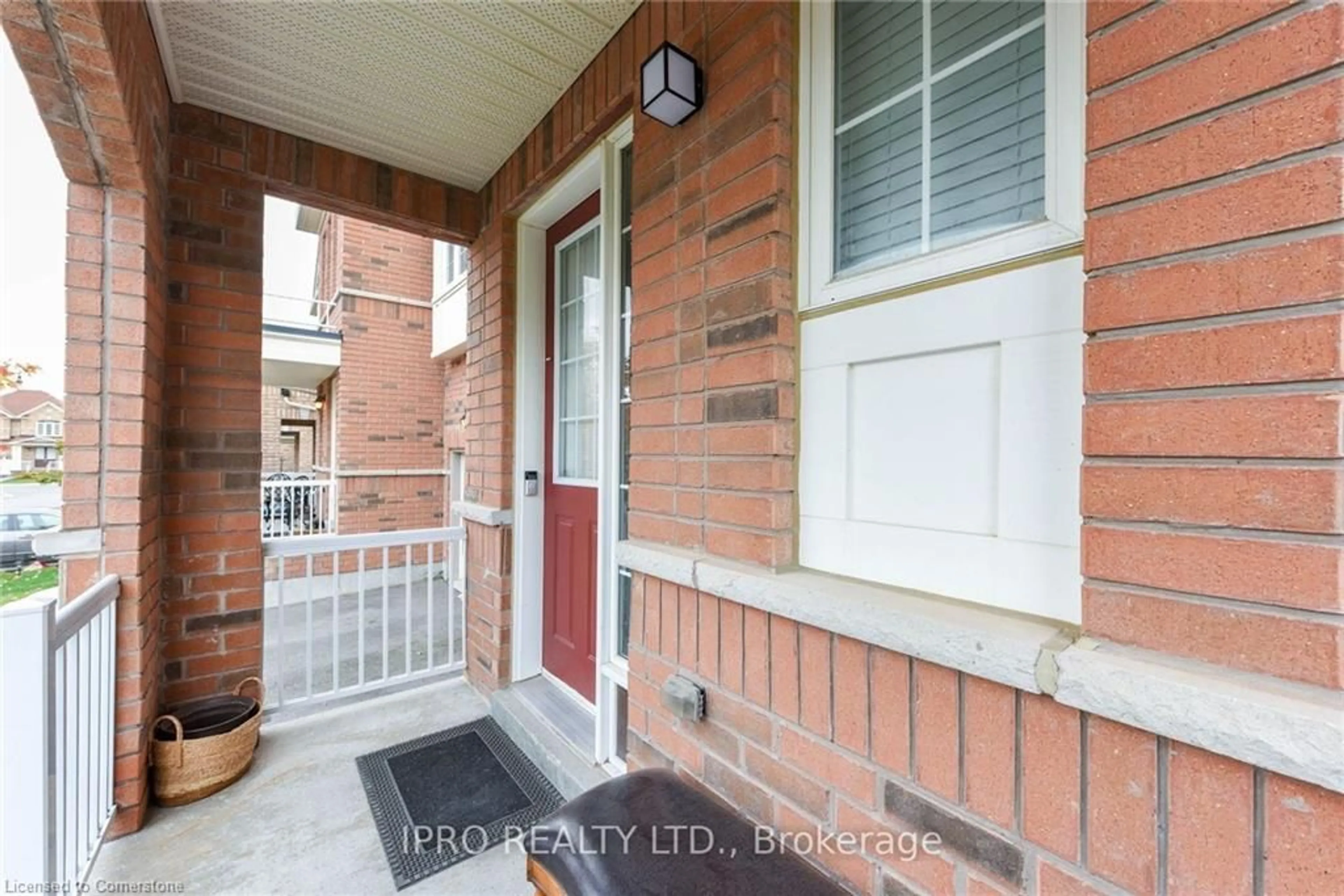 Indoor entryway for 69 Vezna Cres, Brampton Ontario L6X 5K4