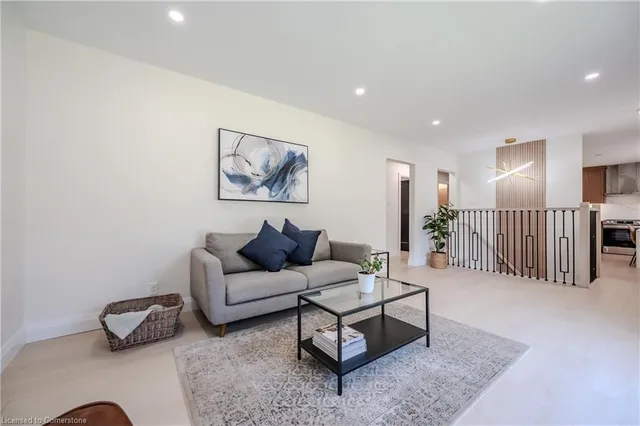 Additional property image - 72 Valewood Pl