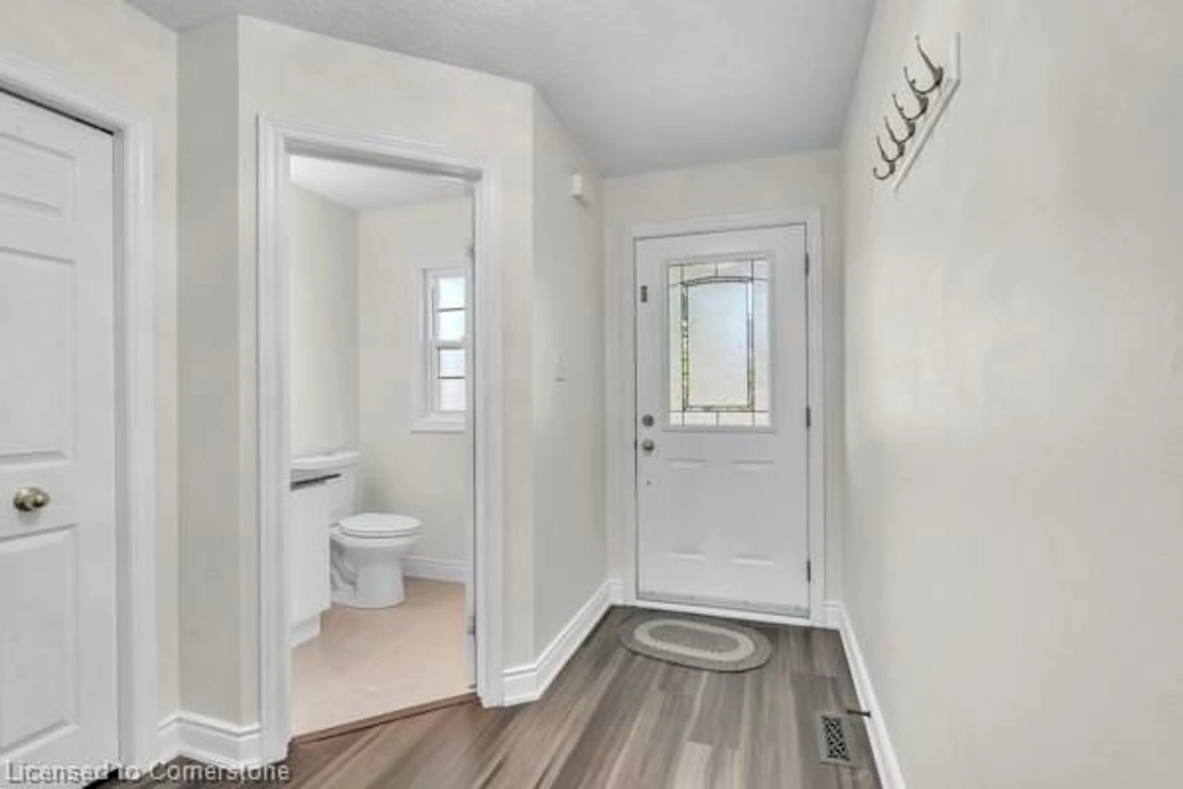 Indoor entryway, wood floors for 14 Dahlia St, Kitchener Ontario N2E 4A9