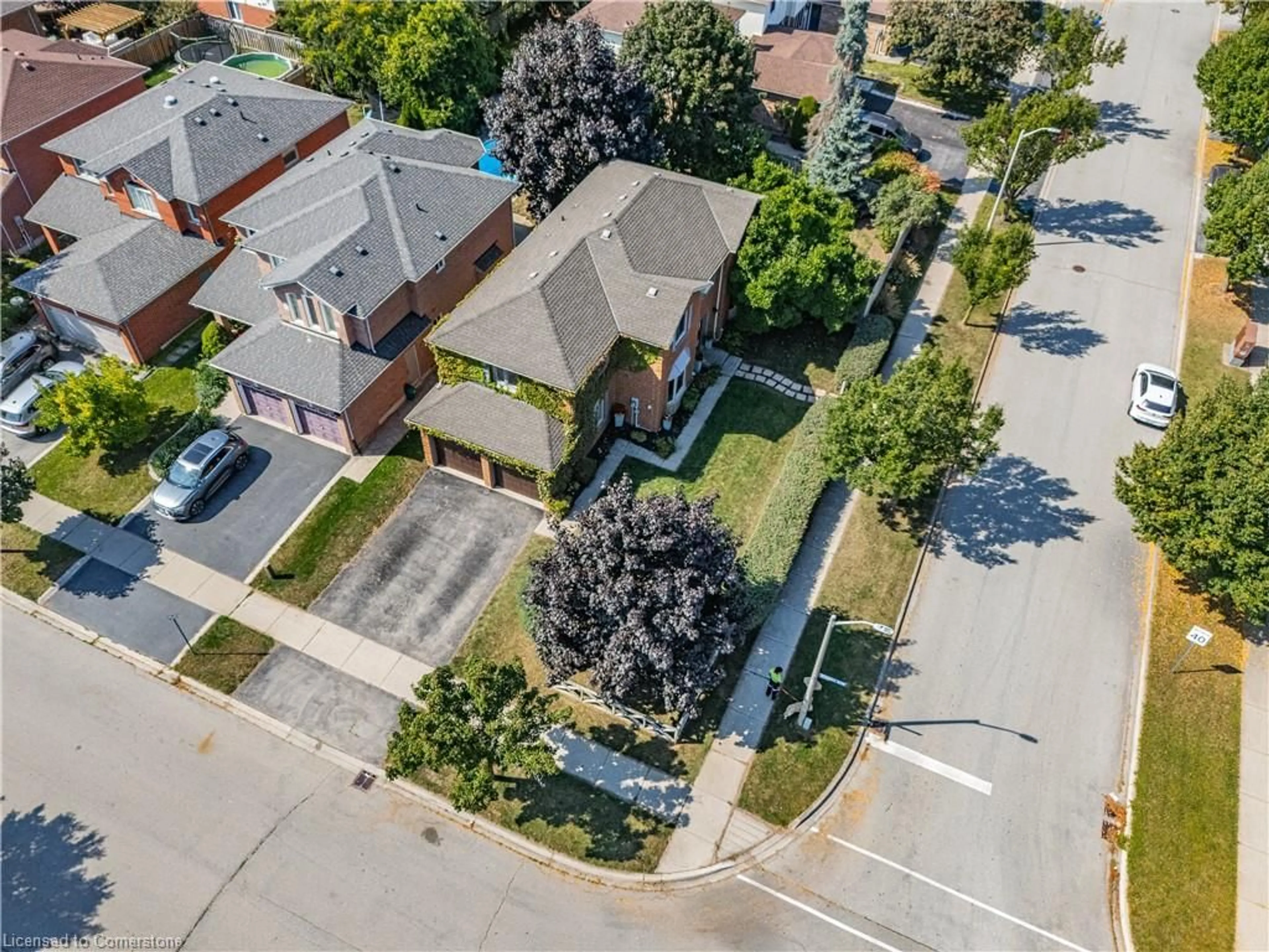 Frontside or backside of a home, the street view for 479 Fothergill Blvd, Burlington Ontario L7L 6C9