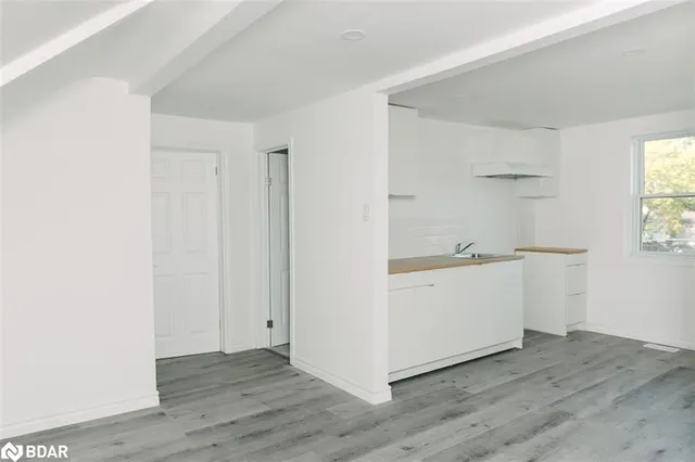 Additional property image - 673 Knox Ave