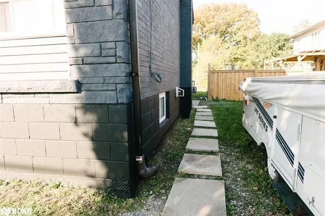 Additional property image - 673 Knox Ave